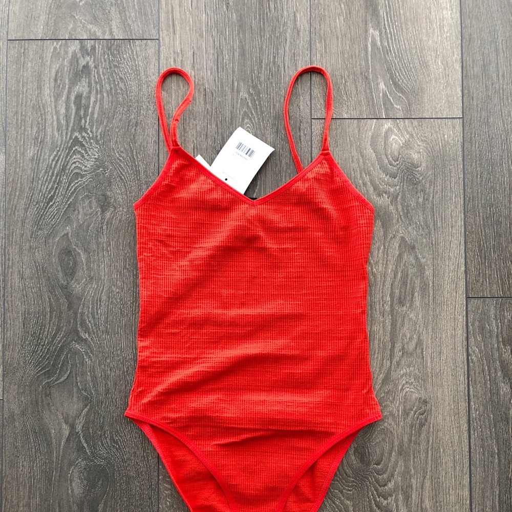 NWT topshop textured strappy bodysuit - Picture 1 of 6